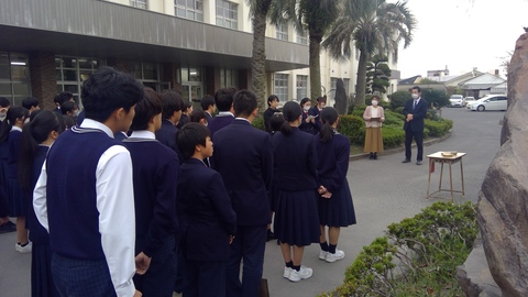 WIN_20251208_16_01_20_Pro